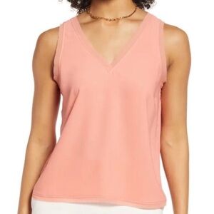 NWOT Halogen Coral V-Neck Sleeveless Blouse